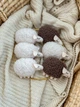 Детский музыкальный мобиль на кроватку для младенцев WooolyWool «Баранцы» с 35 мелодиями - изображение 8