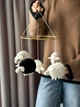 Детский мобиль на кроватку для младенцев ручной работы WooolyWool «Барашки» - изображение 9