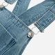 Ogrodniczki krótkie dziecięce dla dziewczynki jeansowe Cool Club CJG2212170 104 cm Light Denim (5903272820404) - obraz 2