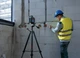 Лазерний нівелір Bosch Professional GLL 2-20 G із тримачем LB 10 і стельовим кріпленням DK 10 (0601065000) - зображення 4