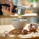 Часниковий прес, чорний IKEA 365+ VÄRDEFULL 201.521.58 - изображение 4