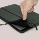 Чехол LAUT URBAN PROTECTIVE SLEEVE для MacBook Pro 13 M1/M2 (2016-2022) | Air 13 M1 (2018-2020) Olive (L_MB14_UR_GN) - изображение 2