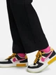 Спортивные штаны женские Nike Essential Pant Cargo DO7209-010 M Черные (0195245711535) - изображение 9