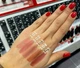 Кремова помада Kiko Milano Gossamer Emotion Creamy Lipstick-102 Pink Sand- - изображение 4