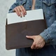 Кожаный чехол для MacBook Pro 16" 2019-2025 INCARNE Message Коричневый - изображение 5