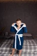 Махровый детский халат IDEAL TEXTILE с капюшоном, 380 г/м2, темно-синий +белый на 5 лет. 116 – 122 см - изображение 7