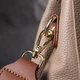 Сумка для стильных женщин с интересным ручкой из натуральной кожи Vintage 22337 Бежевый - изображение 12
