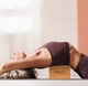 Блок для йоги PowerPlay PP_4006 з коркового дерева Cork Yoga Block Коричневий (PP_4006_Cork) - зображення 4