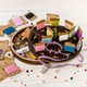 Шкатулка для рукоделия Wonderland Crafts + 42 бобинки FLZB(N)-060 (19*19*2.8см) - изображение 1