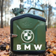 Подарочный набор для мужчин Канистра бар 5 л с оббивкой хаки с лого BMW + 2 бокала - изображение 1