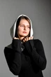 Шарф треугольник на кольцах черно-белый двухсторонний от бренд MyScarf - изображение 3