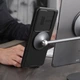 Карбоновая накладка Nillkin CamShield Pro Magnetic для Samsung Galaxy S24+ Black - изображение 7