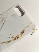 Чехол iDeal of Sweden Printed Case MagSafe для Iphone 6/6S/7/8/SE 2/3 2020/2022 (4.7") Carrara Gold - изображение 5