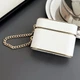 Шкіряний футляр Suitcase для навушників AirPods 3 White - зображення 2
