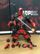 Фигурка Дэдпул коллекционная с набором оружия (30 см) Marvel - изображение 2
