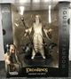 Фігурка WETA Workshop The Lord of The Rings Saruman Володар кілець Саруман 26 см WW LR S 26 - зображення 8