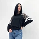 Жіноча трикотажна кофта з леопардовим принтом GF04196 колір чорний, розмір 50/52 - зображення 1