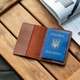 Коньячная обложка на паспорт с гербом для документов KONSUL из натуральной телячьей кожи - изображение 2