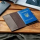 Коричневая обложка на паспорт с гербом для документов KONSUL из натуральной телячьей кожи - изображение 4