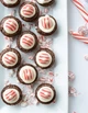Тростина Hershey Kisses з шоколадно-м'ятними цукерками Candy Cane 68г - зображення 2