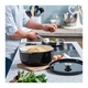 Кастрюля KitchenAid чавунна з кришкою 5,2 л Чорна (CC006061-001) - изображение 8