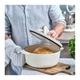 Кастрюля KitchenAid чавунна з кришкою 3,3 л Мигдалевий крем (CC006056-001) - изображение 6