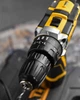 Шуруповерт 12V DeWalt DCF680Z2FA, повний комплект з набором інструменту, 2 акумулятори 2Ah, у валізі - зображення 9