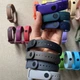 Силиконовый ремешок MRK для фитнес браслета Xiaomi Mi Band 6/5 светло-серый (26) с металлической кнопкой (mrk3126) - изображение 3