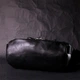 Большая кожаная сумка-бананка чёрного цвета Grande Pelle 742610 - изображение 7