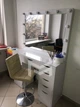 Гримерный стіл візажиста на 2 тумби з підсвічуванням і склом на стільниці - зображення 4