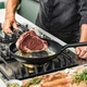 Сковорода KitchenAid CFA 28 см з керамічним покриттям (CC003293-001) - изображение 5
