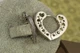 Серьги Xuping Jewelry сердце одна дорожка с бортиками 2 см серебристые - изображение 1
