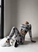 Спортивный женский костюм Marble тай-дай с пуш-ап для фитнеса (рашгард + леггинсы) Бесшовный Мраморный L Бело-черный (XX01_1748L) - изображение 4