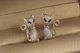 Серьги Xuping Jewelry котики с мелкими фианитами 2 см серебристые - изображение 1