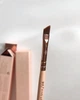 Скошенная кисть для подводки Zoeva 317 Wing Liner brush - изображение 6