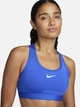 Спортивный топ для зала женский Nike W Nk Swsh Med Spt Bra DX6821-405 L Голубой/Белый (196974983187) - изображение 4