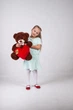 Плюшевий Ведмідь 65 см із сердечком 30 см Yarokuz Джеймс Шоколадний (YK0012) - зображення 1