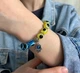Жіночий браслет Primolux від пристріту з підвіскою Hamsa - Blue/Yellow Primolux HAMSA-BL/Y блакитний|жовтий|срібний - зображення 3