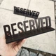 Табличка RESERVED на стол (резерв) 25 см х 7 см Темно Коричневая - изображение 4