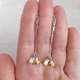 Сережки-ланцюжки Hand Made з кристалами хамелеонами Swarovski - зображення 2