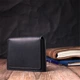 Стильный кошелек с монетницей внутри из натуральной кожи GRANDE PELLE 16802 черный - изображение 7