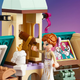 Zestaw klocków LEGO Disney Princess Wioska zamkowa Erendel 521 elementów (41167) - obraz 8