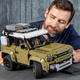 Конструктор LEGO TECHNIC Land Rover Defender 2573 деталі (42110) - зображення 3