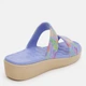 Женские шлепанцы для пляжа Joybees The Cute Sandal WTCSD.BPF. 39.5 (W9) 25.7 см Blue Iris Painted Floral (810067715300) - изображение 5