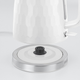 Czajnik elektryczny Russell Hobbs Honeycomb 26050-70 - obraz 3