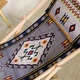 Шезлонг розкладний дерев’яний з подушкою та принтом Буковинський візерунок - садовий лежак для кафе, тераси, балкона або дачі - зображення 3