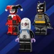 Конструктор LEGO DC Batman Бетмен на бетмобілі проти Харлі Квін і Містера Фріза 435 деталей (76274) - зображення 6