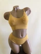 Комплект білизни жіночий в рубчик топ бюстгальтер трусики Honey Fashion Accessories S/M жовтий (2-165) - зображення 2