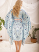 Szlafrok kimono damski w kwiaty Kalimo Hulhule S Niebieski (5902429224096) - obraz 2