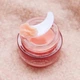 Ночная маска для губ с маслом камелии и витамином Е Petitfee Oil Blossom Lip Mask 15 ml - изображение 5